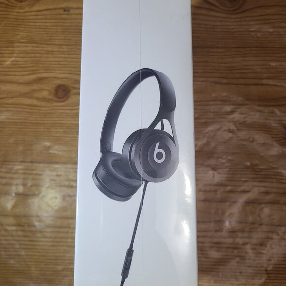 Beats ep Headphones (NEW) - Picture 5 of 5